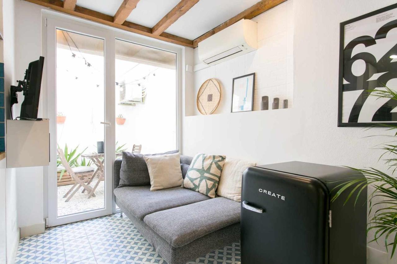 Trendy Lisbon Home With Terrace Lx Factory Exterior photo